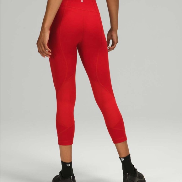 NWT lululemon pace rival crop size 2 - red. - Picture 2 of 6